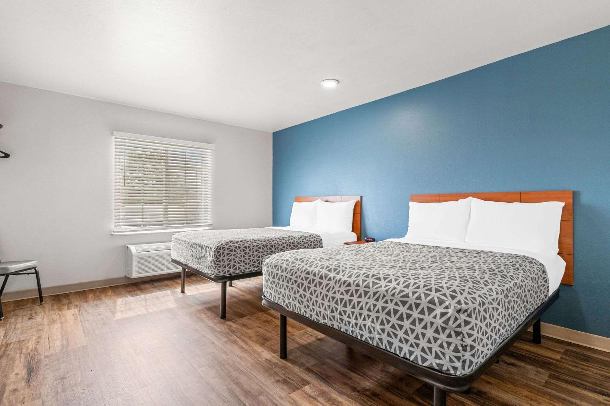 Woodspring Suites Тълса Екстериор снимка