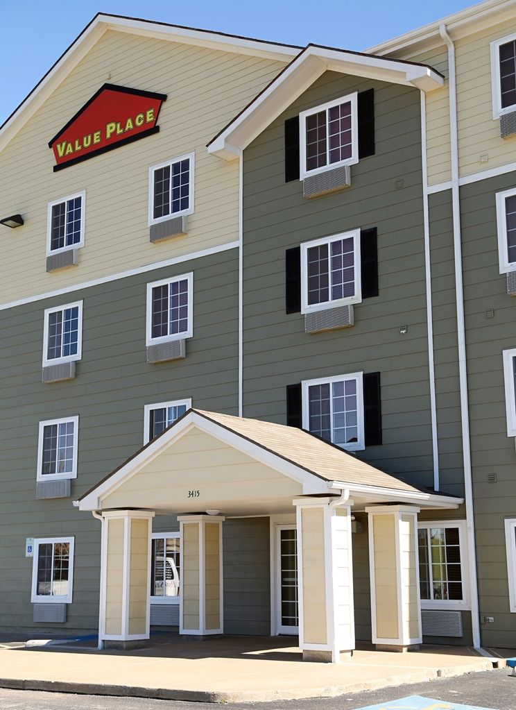 Woodspring Suites Тълса Екстериор снимка