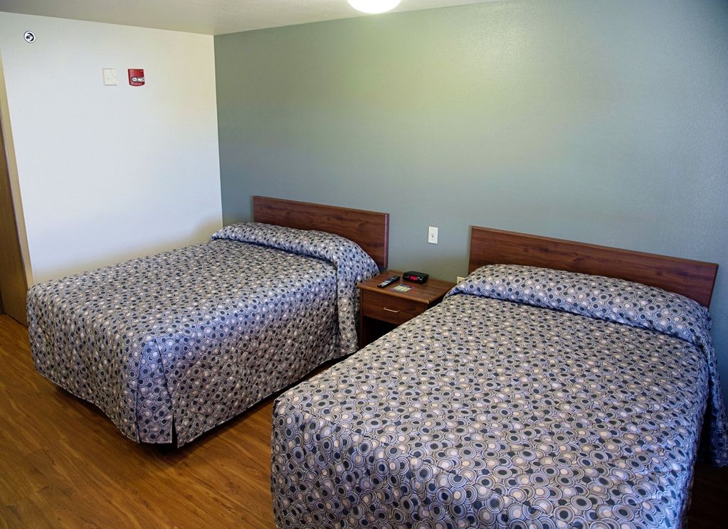 Woodspring Suites Тълса Стая снимка